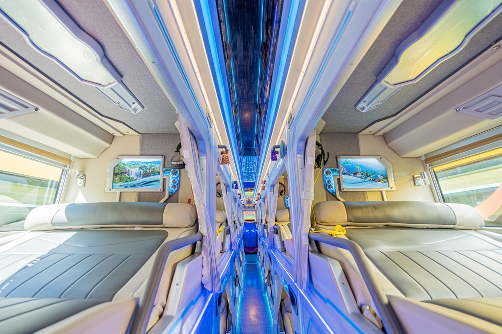 xe-giuong-nam-ha-long-sapa